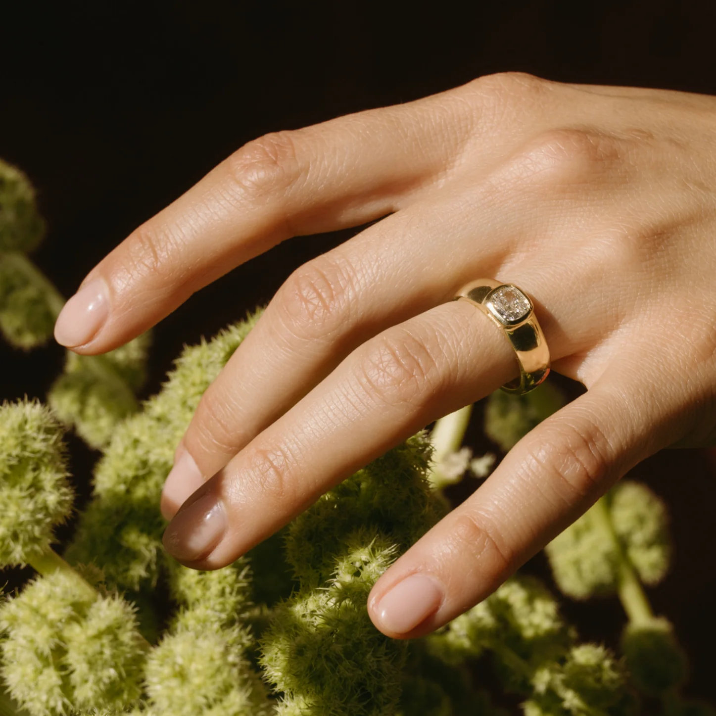 0.95ct Diamond Cushion Cut Dune Ring - Image 6