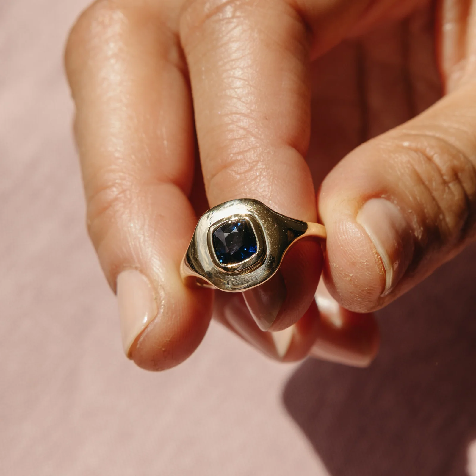 1.16 Sapphire Ripple Ring - Image 2