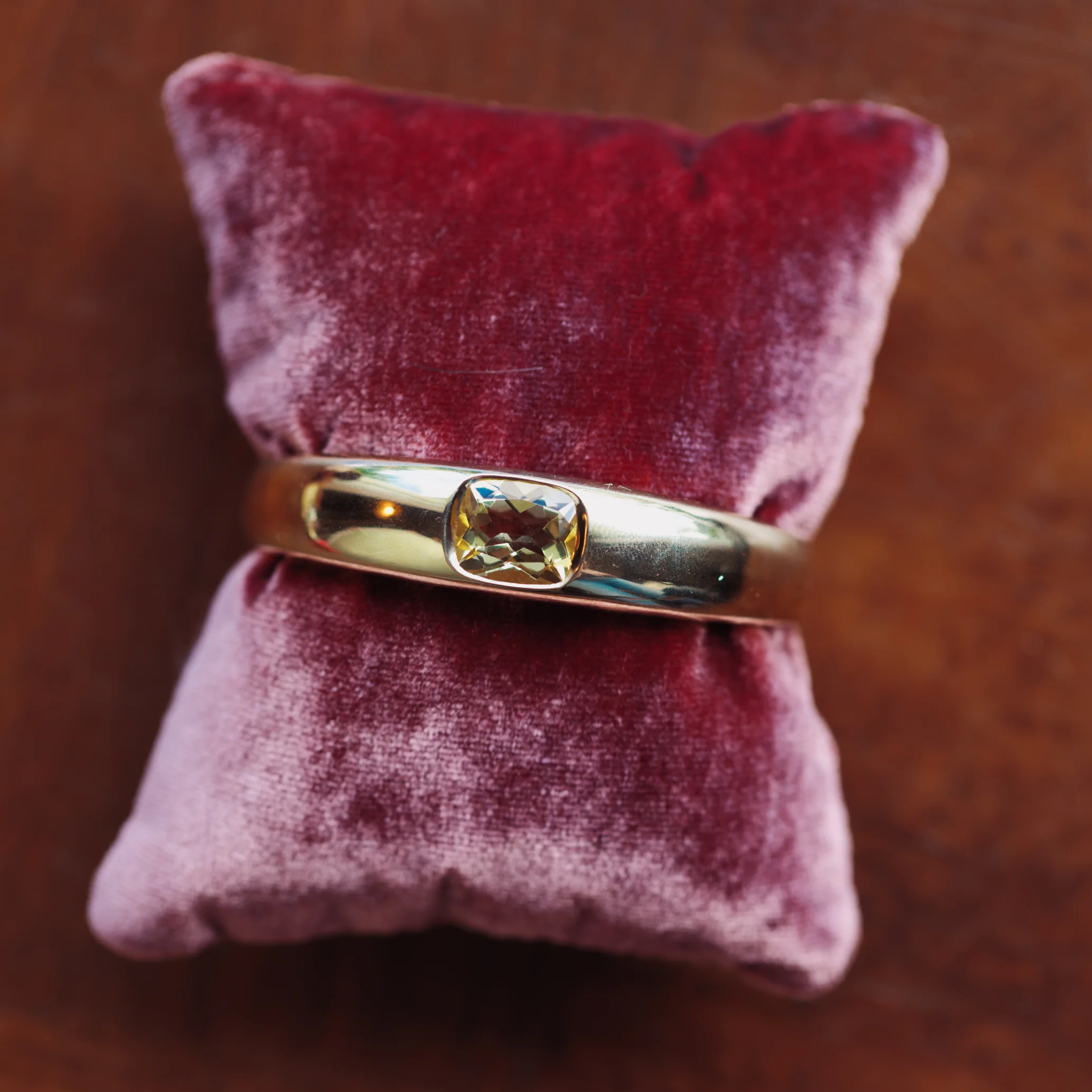 6ct Citrine Cloud Cuff - Image 4