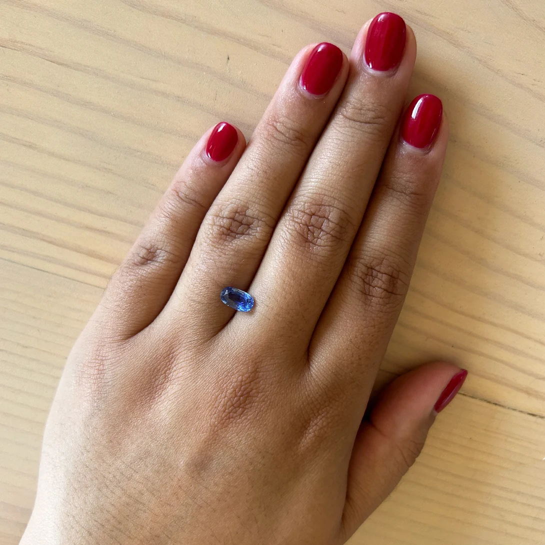Bespoke 1.95ct Sapphire Cushion Cut - Image 2