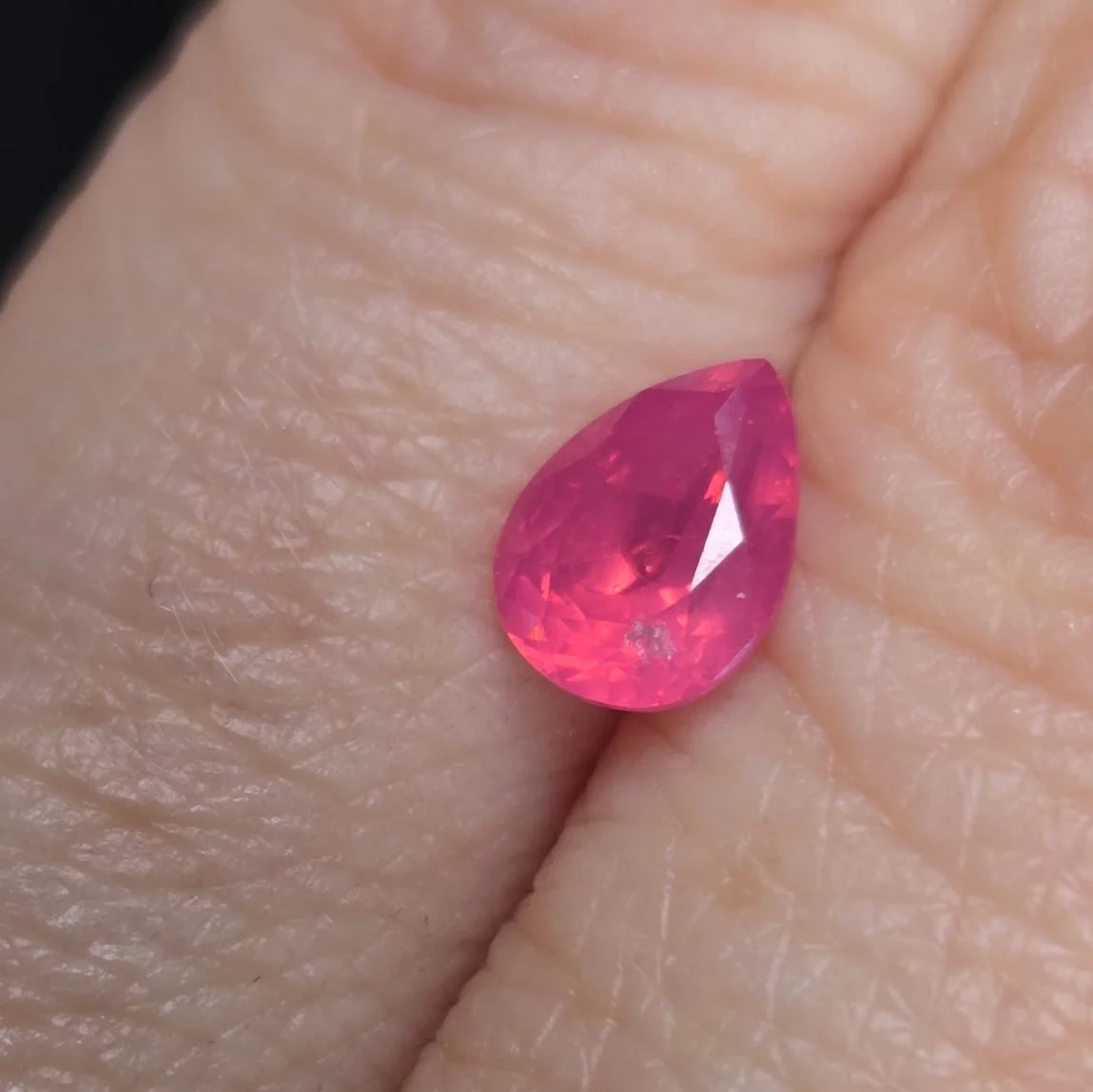 Bespoke 1.06ct Hot Pink Spinel - Image 2