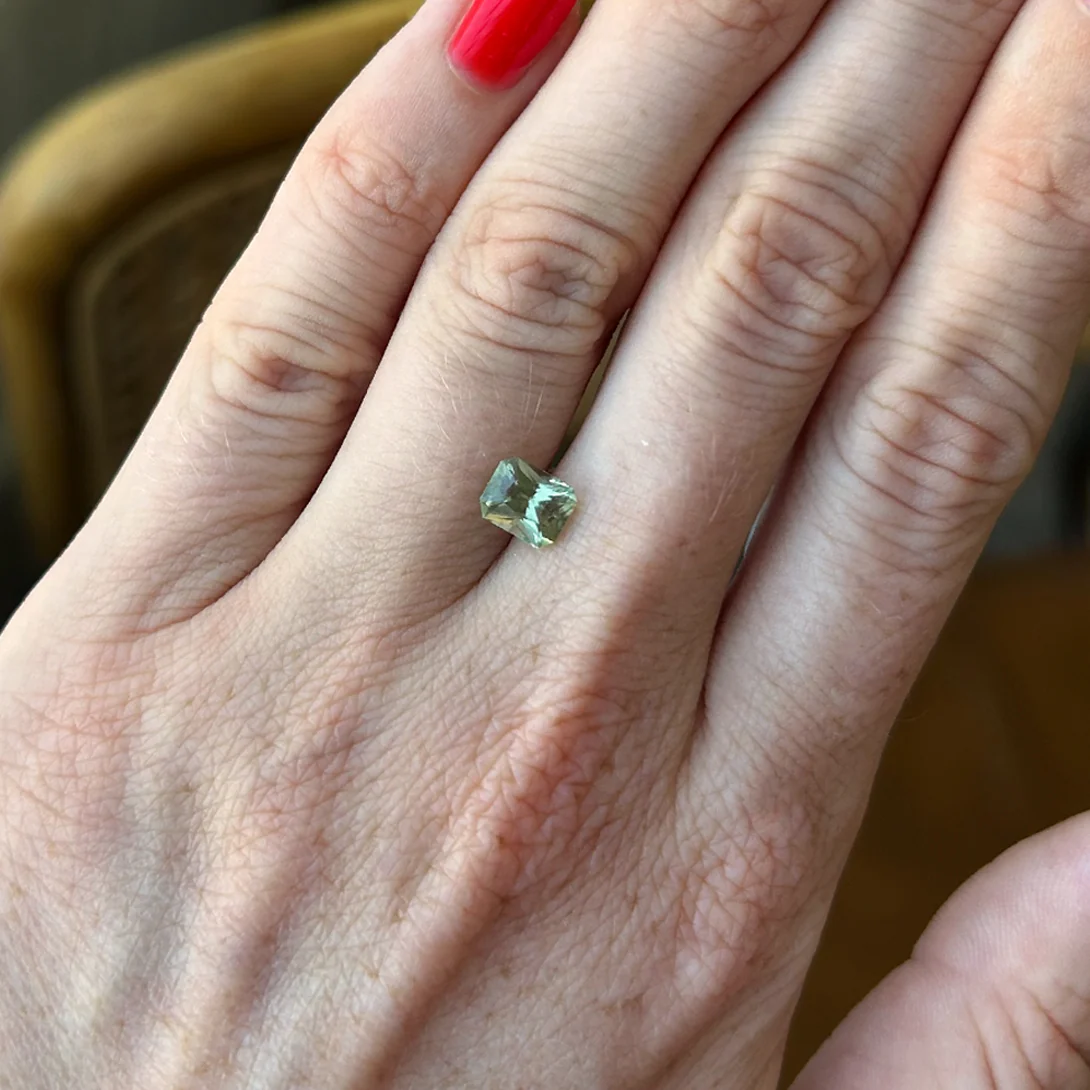 BESPOKE 1.30CT MONTANA SAPPHIRE - Image 3