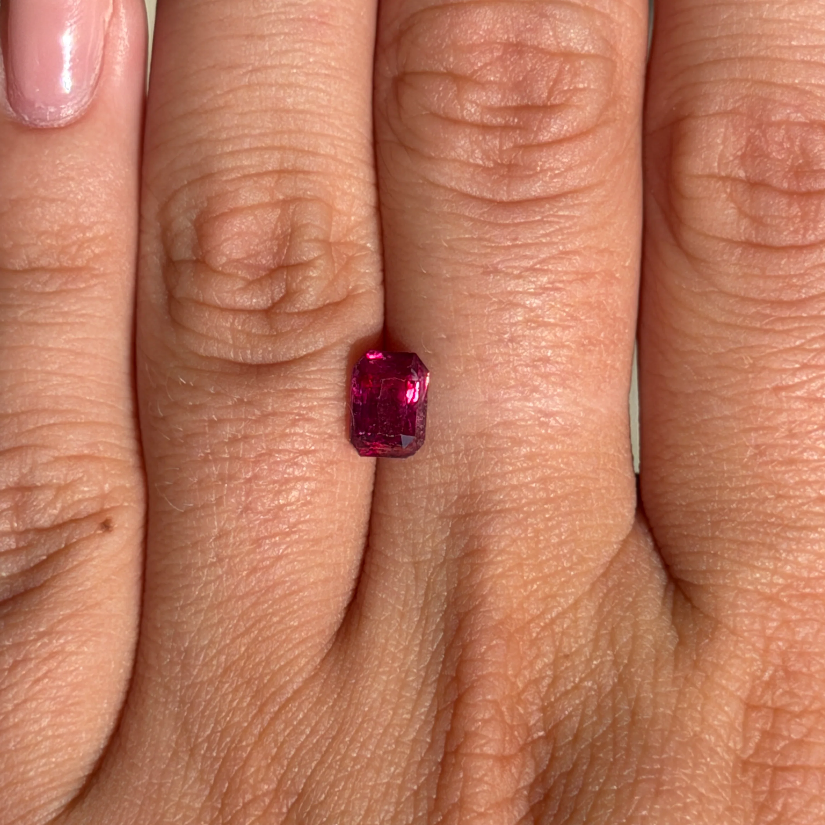 Bespoke 1.67ct Purplish Red Ruby - Image 3