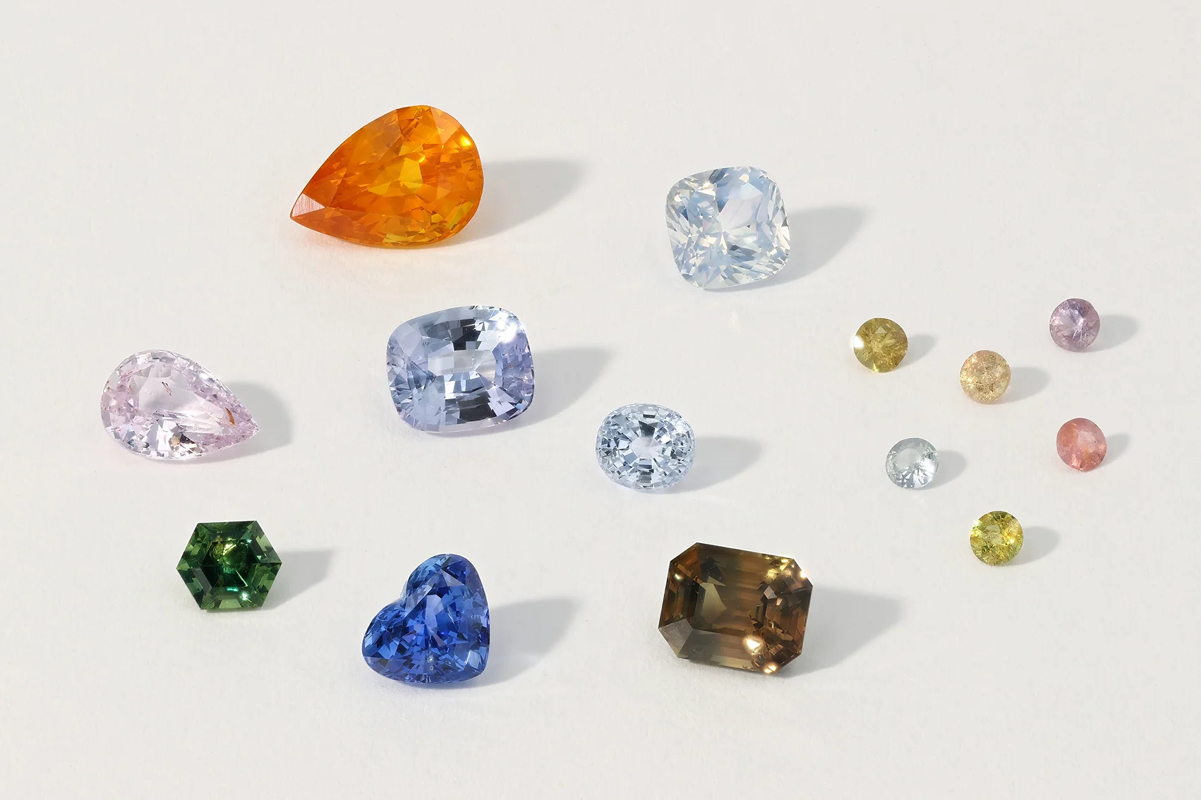 Bespoke 2.50ct Opalescent Sapphire - Image 4