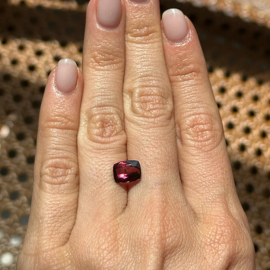 BESPOKE 2.51CT RASPBERRY TOURMALINE - Image 3
