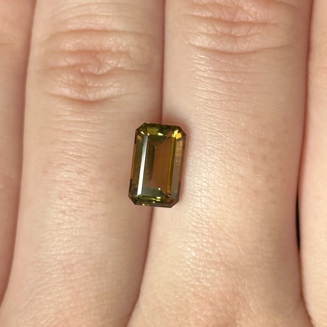 Bespoke 2.52ct Bi-Color Green-Yellow Tourmaline - Image 4