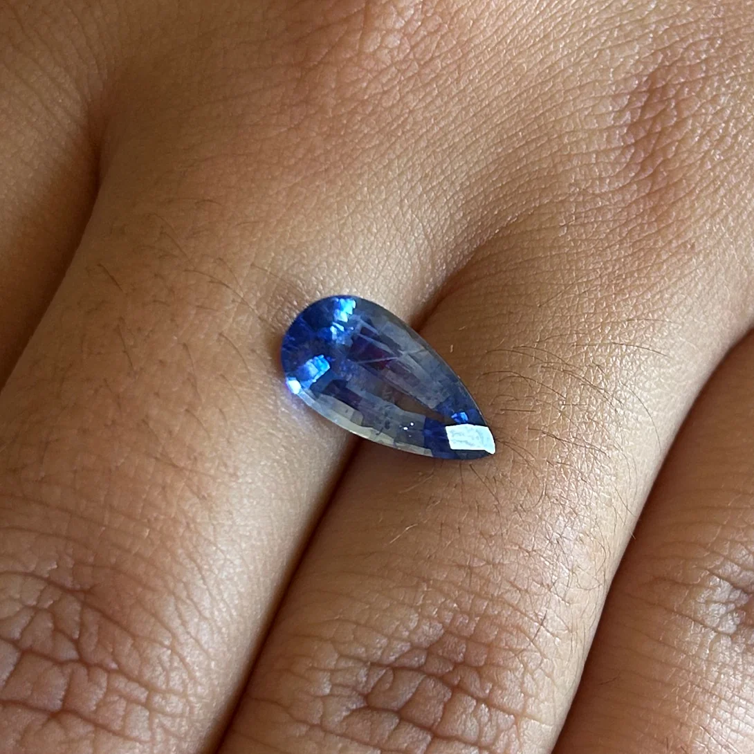 BESPOKE 3.72CT SAPPHIRE - Image 3