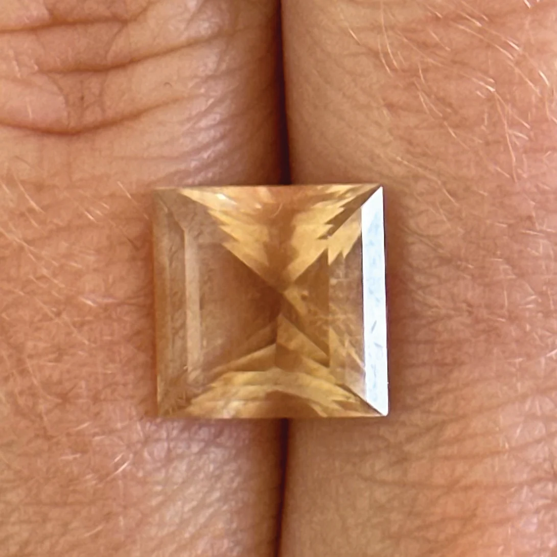 BESPOKE 4CT OREGON SUNSTONE - Image 3