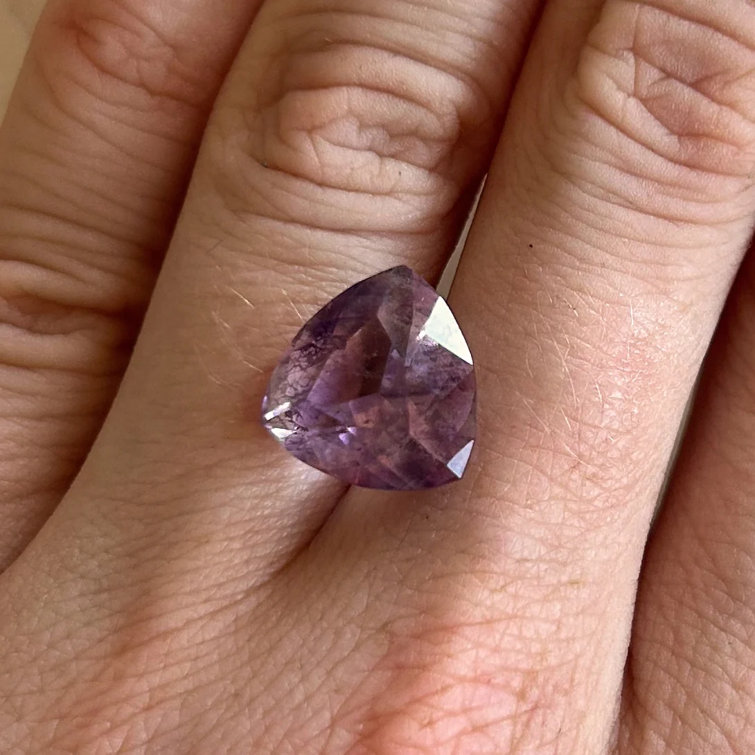 Bespoke 6.64ct Rutile Amethyst - Image 2