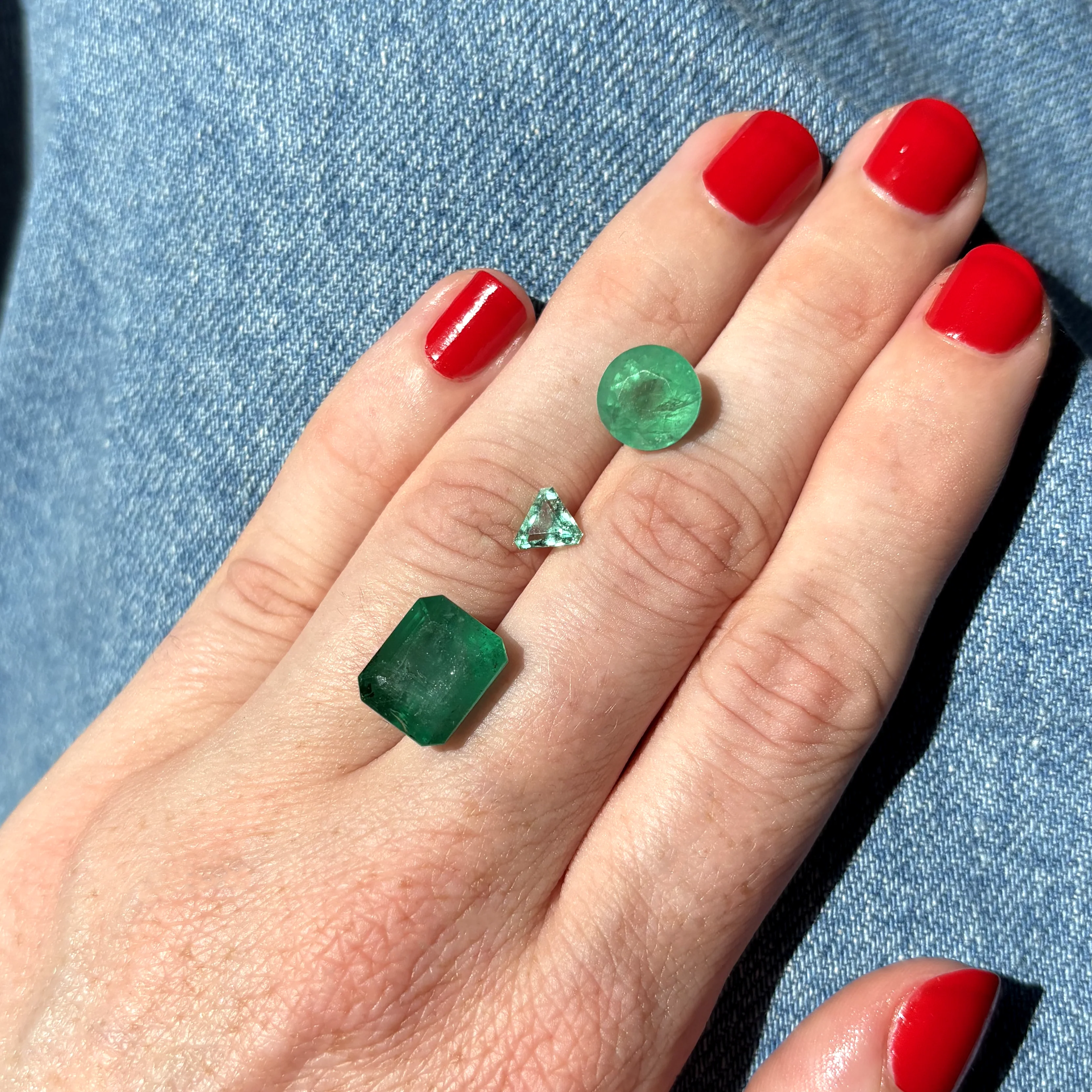 Bespoke 6.88ct Zambian Emerald Cut Emerald - Image 5