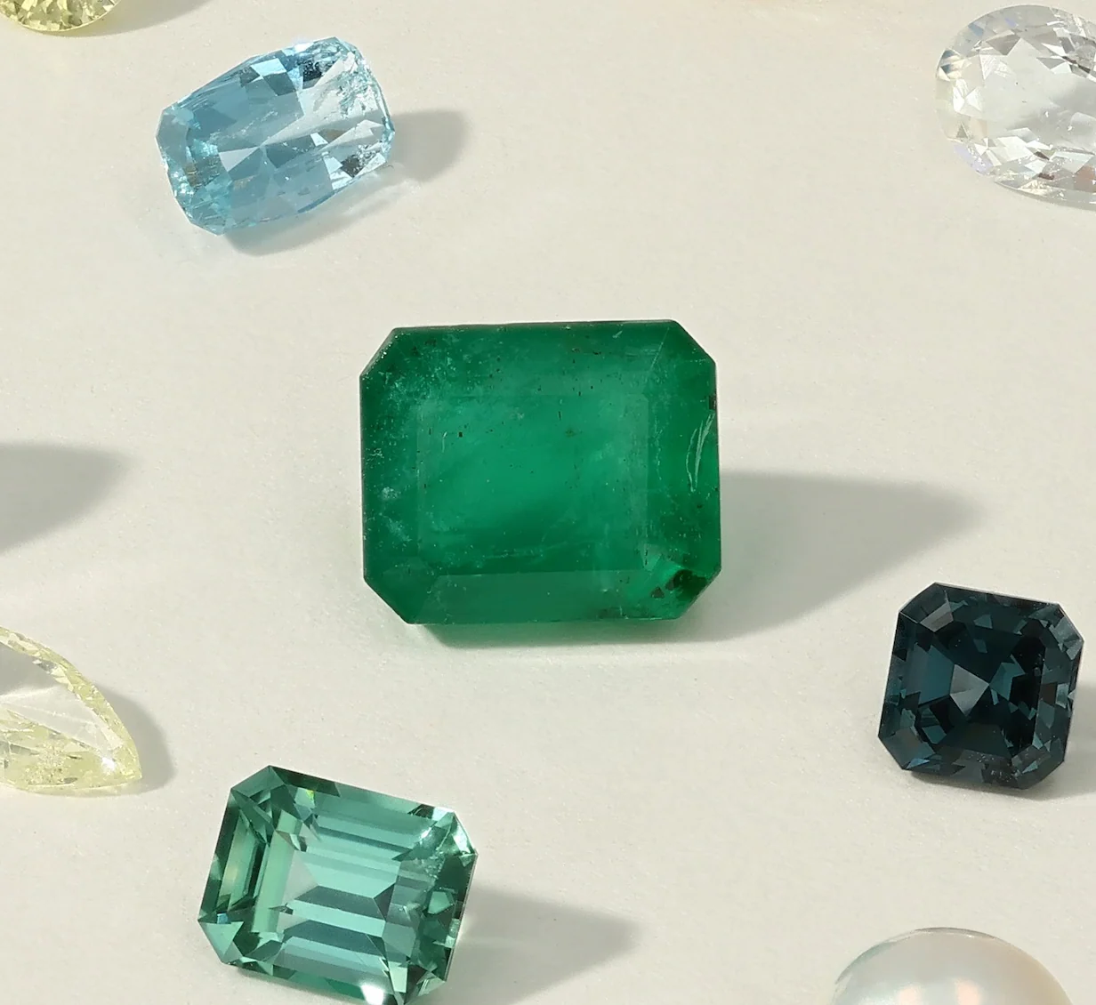 Bespoke 6.88ct Zambian Emerald Cut Emerald - Image 6