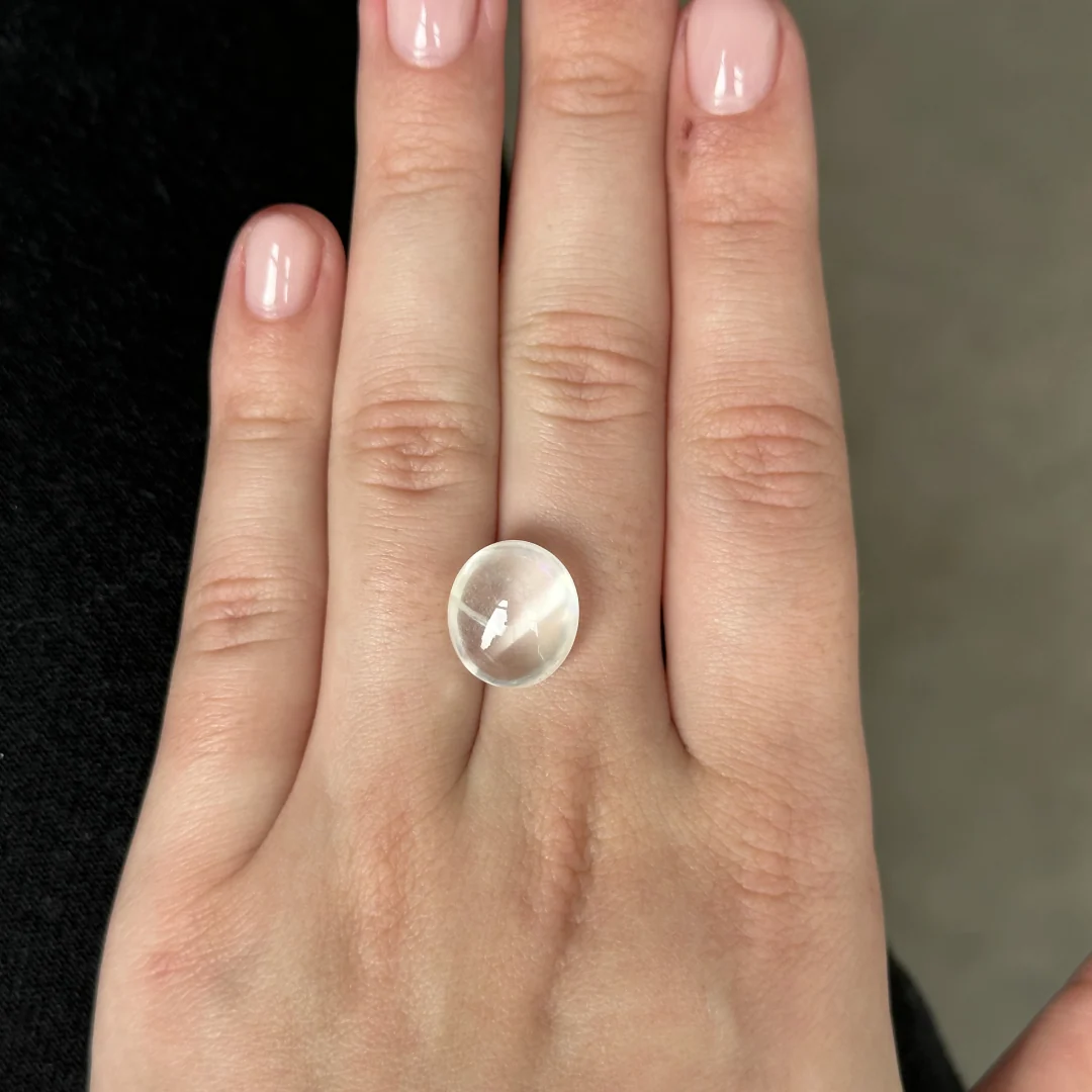 Bespoke 8.86ct Madagascar Moonstone Cabochon - Image 2