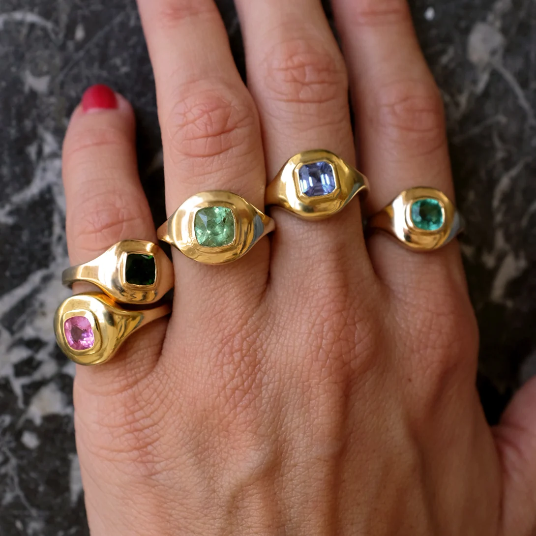 DEMANTOID RIPPLE SIGNET RING - Image 5