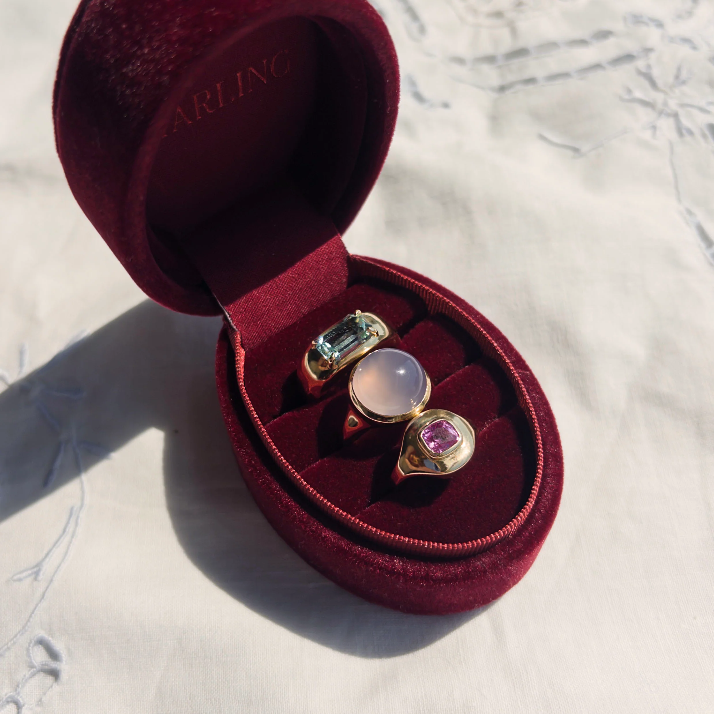 8.09ct Lavender Chalcedony Signet Ring - Image 3