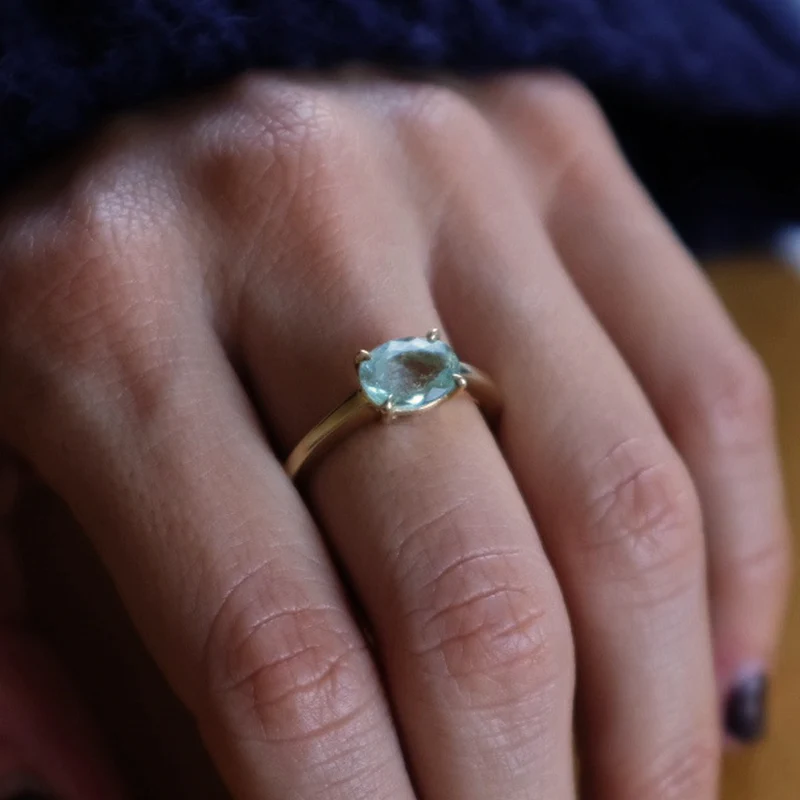 LIGHT GREEN TOURMALINE PRONG RING - Image 5