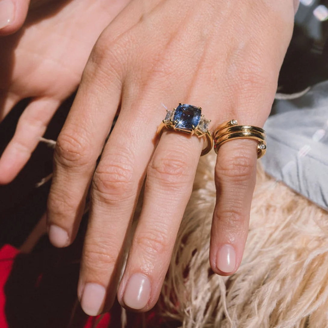 3.62ct Sapphire & Diamond Three Stone Ring - Image 5
